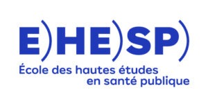 ampoule avec une plante à l'intérieur et posée à coîté de pièces de monnaies